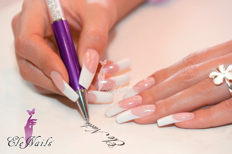 French Modellage - Nails for fun